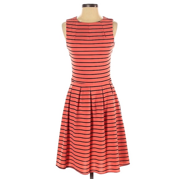 3/$25 🌷 Striped Fit and Flare Dress - Picture 1 of 7